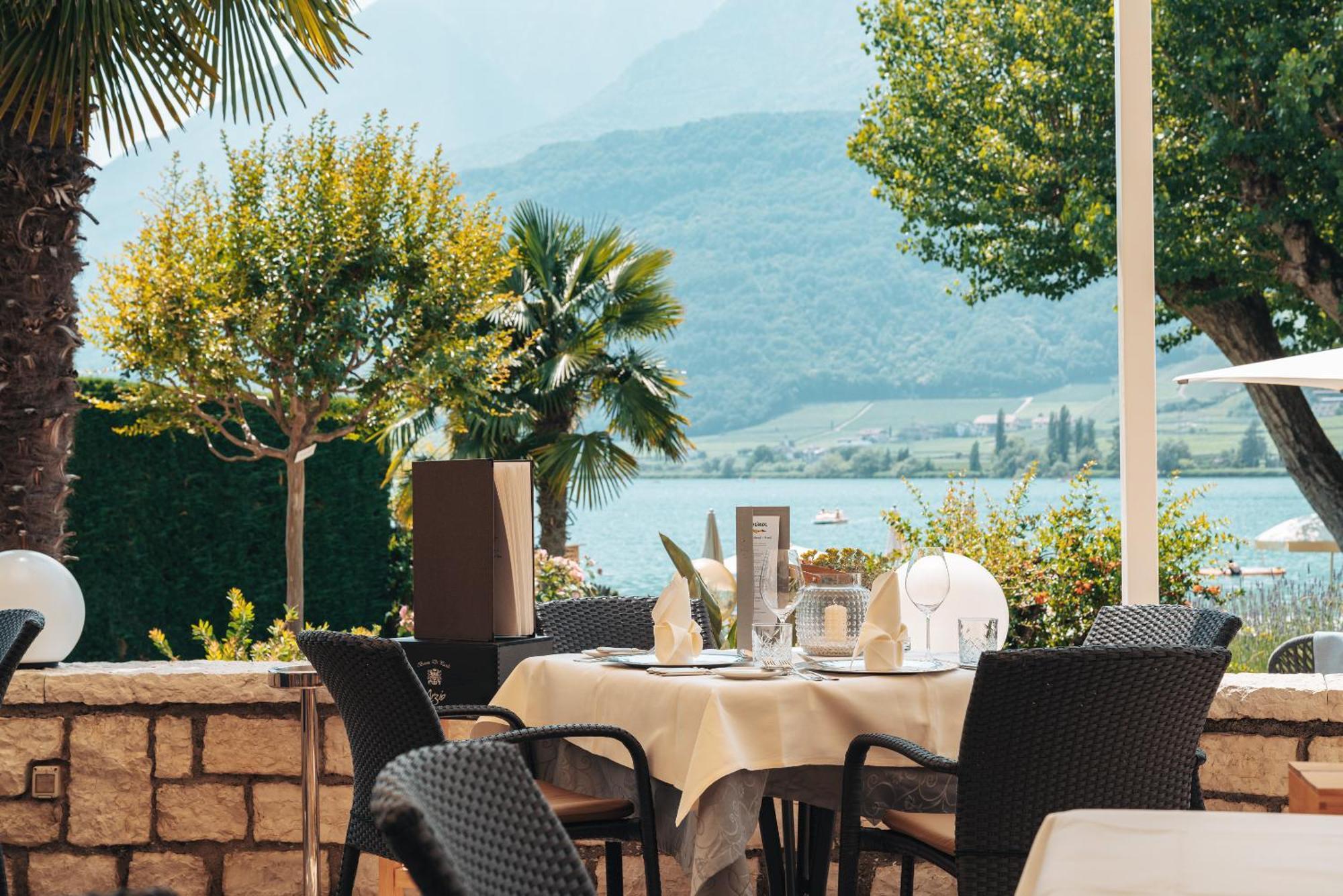 Parc Hotel Am See Caldaro Esterno foto